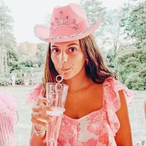 Meet your Posher, Ella is